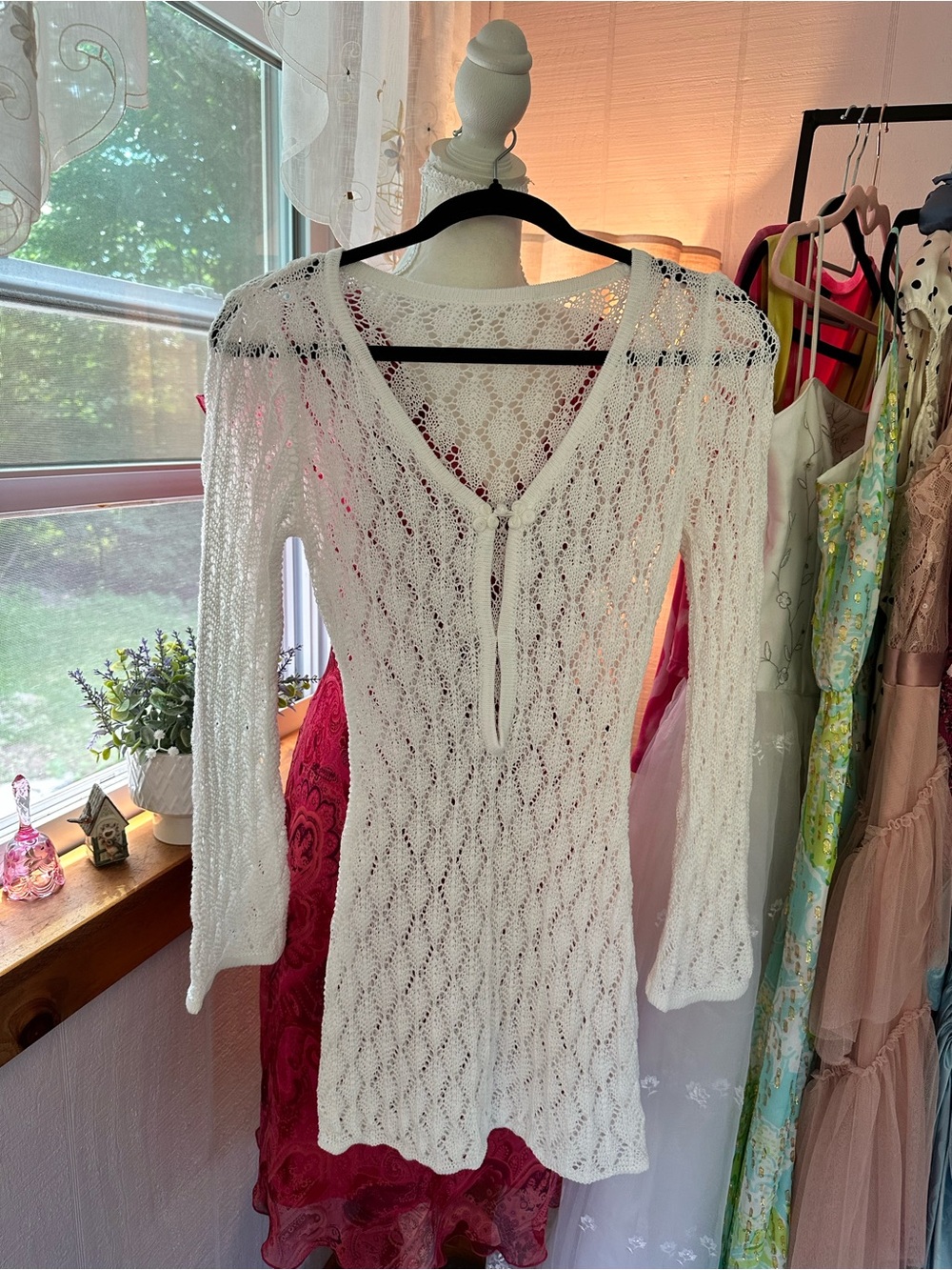 White Open-Knit V-Neck Long Sleeve Tunic
